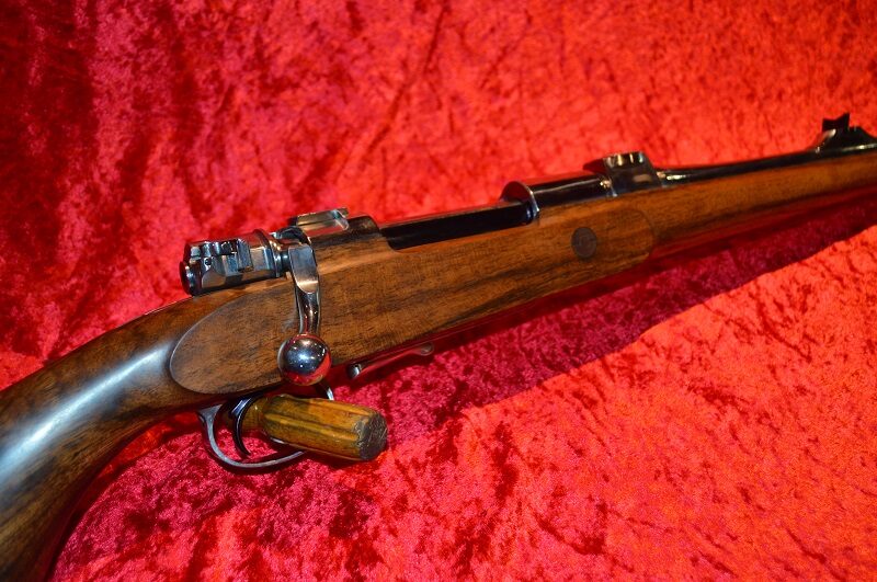 Juxtaposé Hammerless, Cal. 20 — Type Anson · noyer Français · gravure Casetto M.O.F. Fabrication Armurerie d'Anjou.